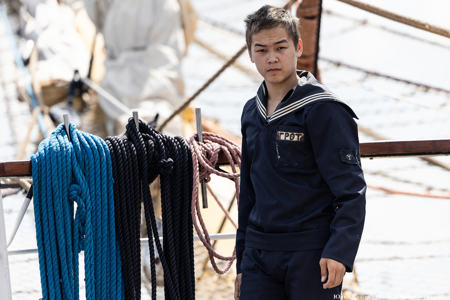 Верёвки, мачты, моряки: в Калининграде открылся фестиваль «Паруса Мира» (фото)