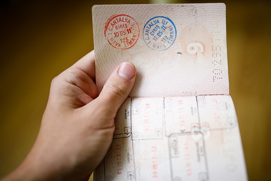 Госдума решила ввести новый тип визы для иностранцев