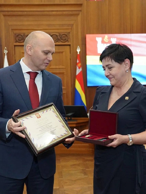 Воспитавшая 11 детей Ольга Иванчук из Калининграда получила звание «мать-героиня»