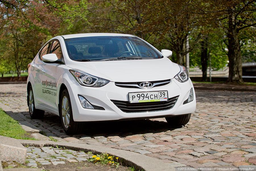 Автомобиль для яркой жизни: тест-драйв Hyundai Elantra