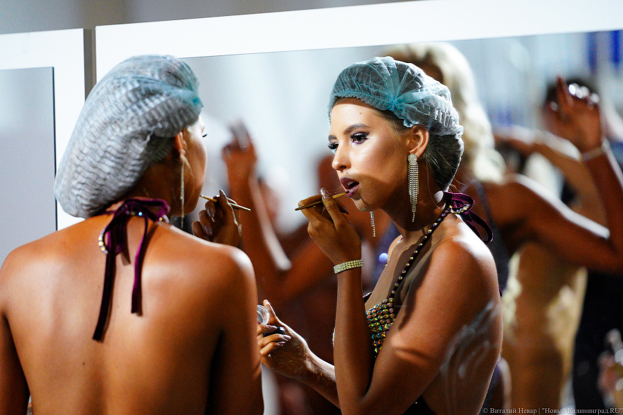 Игра мышцами: в Калининграде прошёл чемпионат области по бодибилдингу