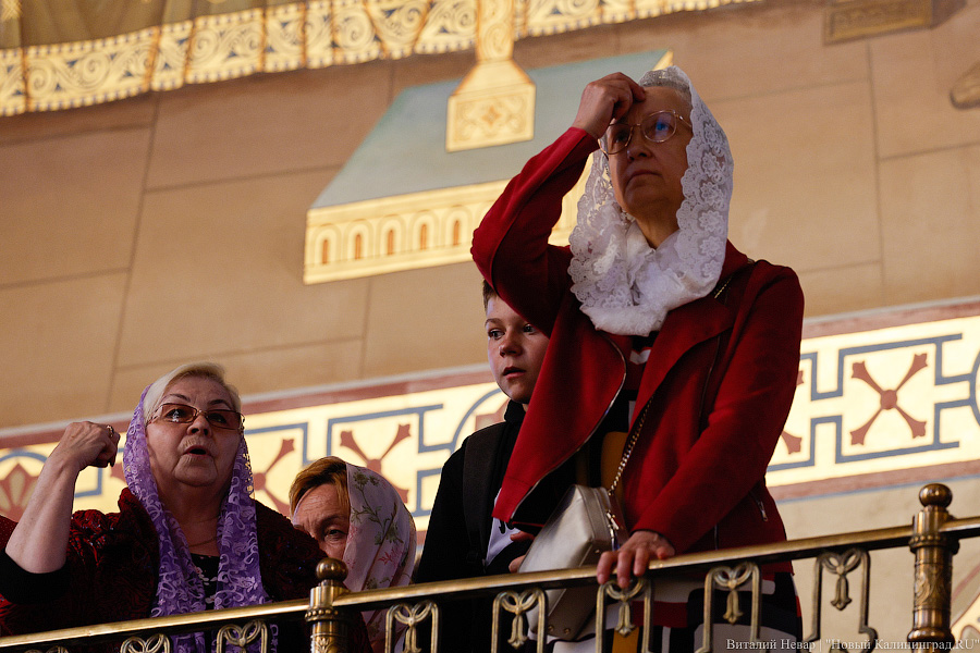 От заката до рассвета: патриарх Кирилл провёл богослужение в Калининграде (фото)