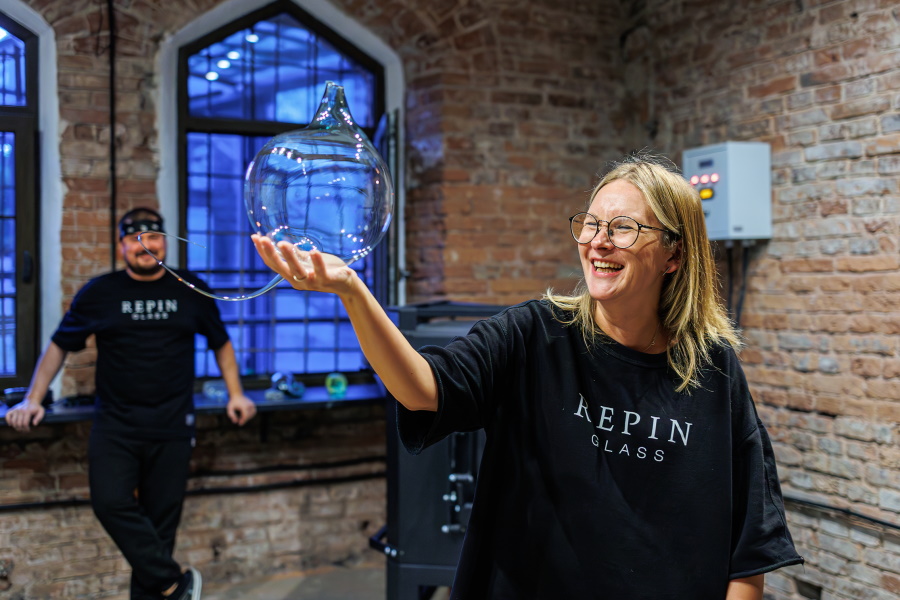 Стеклодувная мастерская Repin Glass приглашает на мастер-классы
