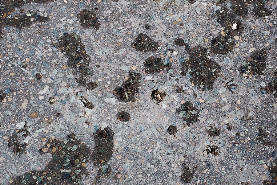 В Калининграде решили ремонтировать сквер с фонтаном спустя год после открытия (фото)