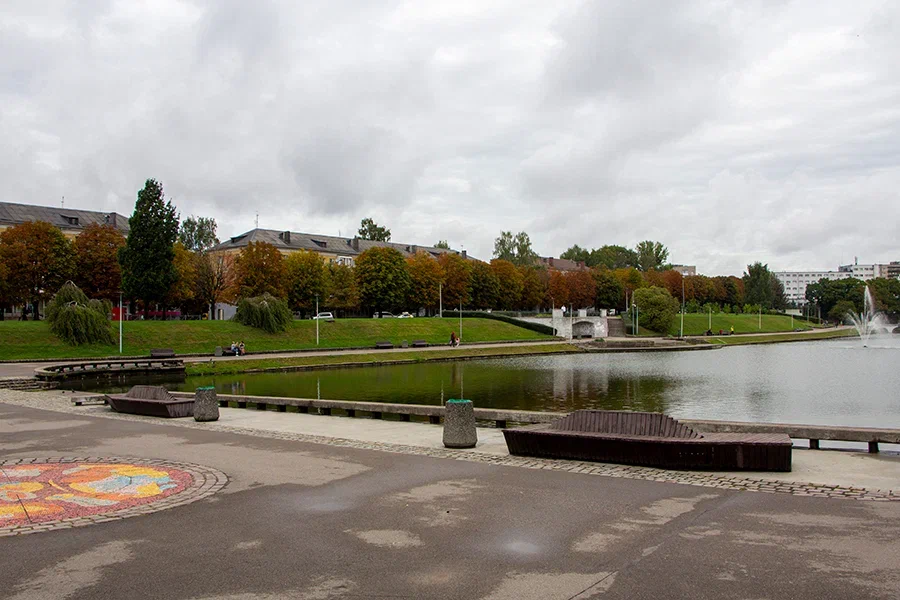 В районе Нижнего озера планируют отремонтировать скамейки