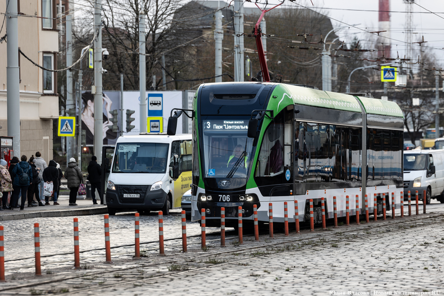 Мэрия: небольшое количество мест в новых трамваях компенсируется широкими площадками