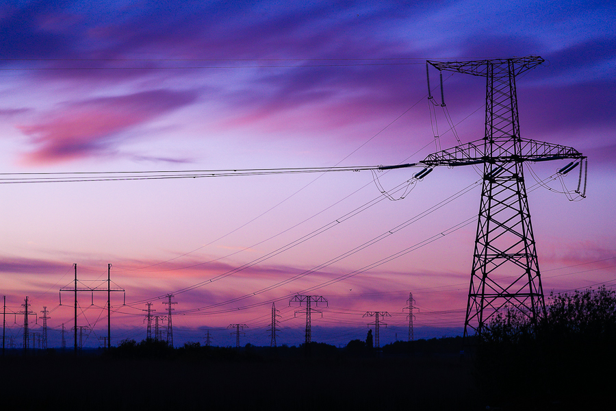 Жители Гурьевского района сообщают, что сидят без света со вчерашнего вечера