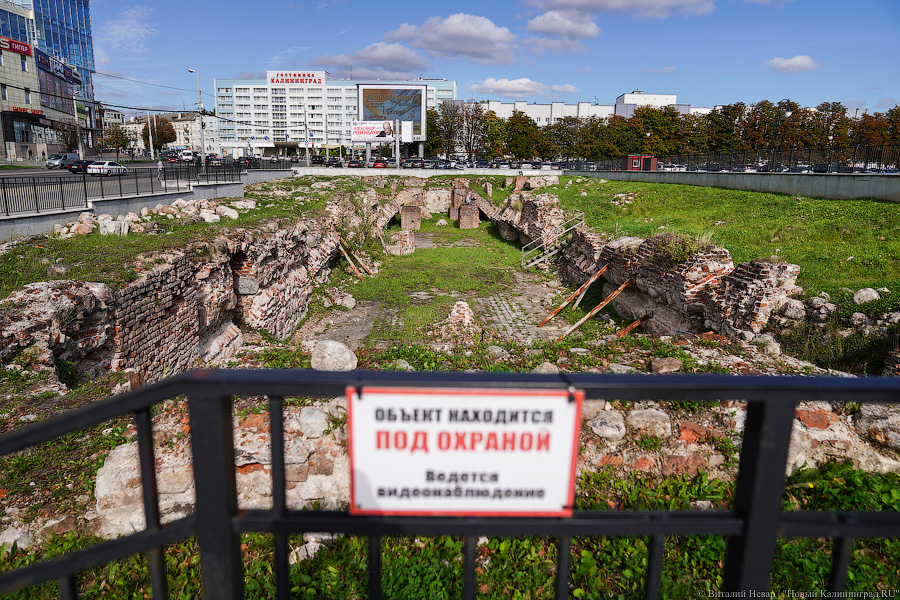 «Погружение в грунт» руин Королевского замка в Калининграде подорожало на 1 миллион