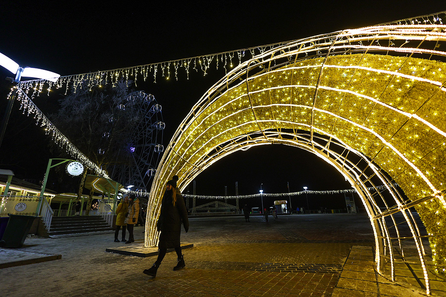 И вновь красота: как Зеленоградск украсили к Новому году (фото)