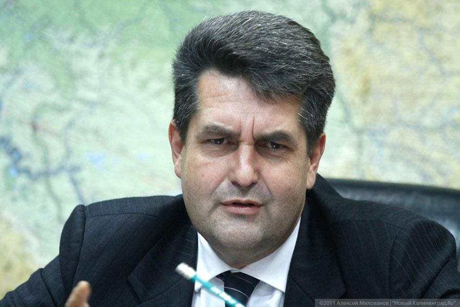 Итоги-2011: сто шагов назад