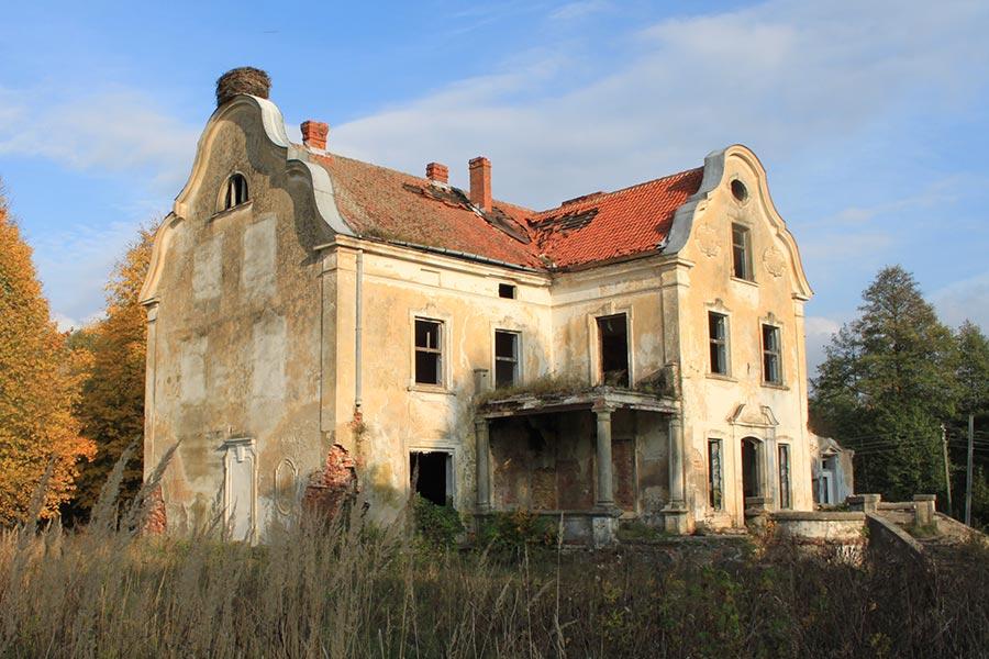 Усадьба в пос. Лужки. Фото — Николай Трониевский