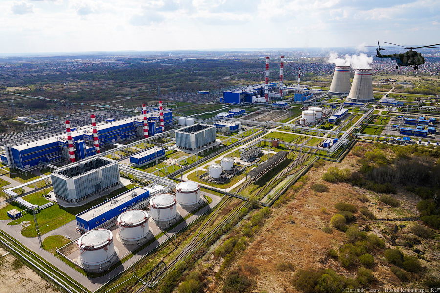 Под винтом вертолёта о чем-то поёт: воздушный парад глазами участника (фото)