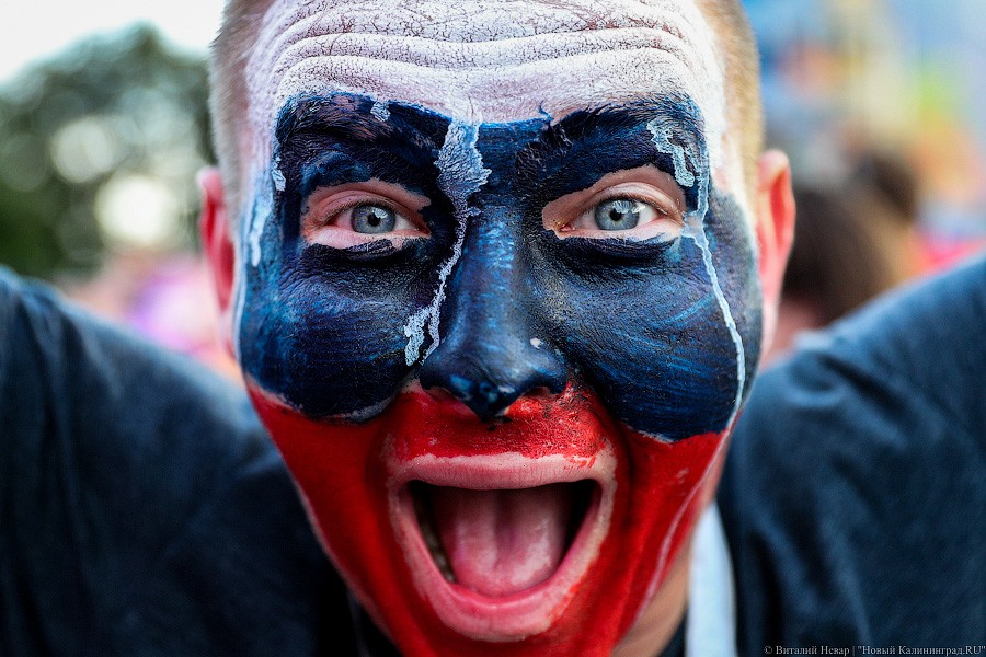 Россия в шаге от плей-офф ЧМ: как вы болели за сборную в фан-зоне у Дома Советов