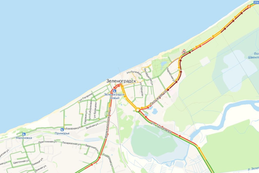 На въезде в Зеленоградск на ул. Тургенева образовалась двухкилометровая пробка (видео)