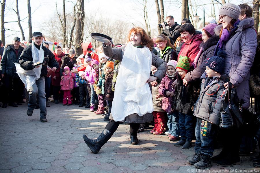 «Блинный бег»: первый городской забег с блинами на Масленицу (+видео)