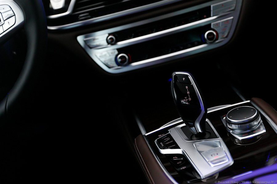 В 2022-м продажи «АвтоВАЗа» упали на 46%, а долг перед кредиторами вырос на 20 млрд