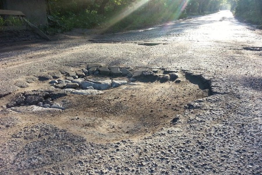 Калининградские автомобилисты озабочены состоянием дороги в районе мотеля «Балтика» (фото)
