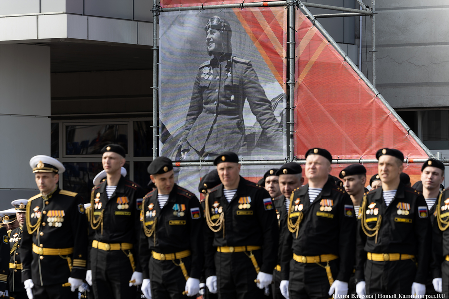 Как проходил Парад Победы в Калининграде (фото)