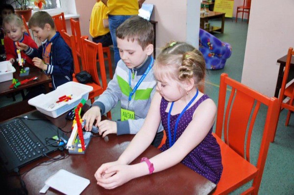 Робототехника, программирование – все нужное детям есть в самом центре города 