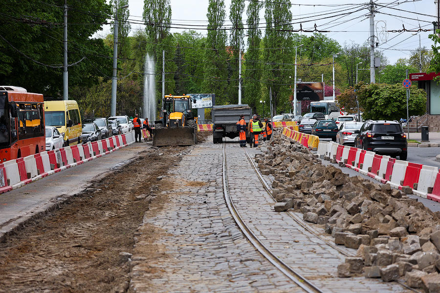 Ради трамвая придется потерпеть: что происходит на пр. Мира из-за перекладки рельсов (фото)
