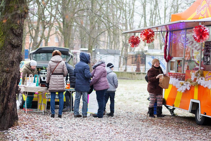 «Привет, а что ты ешь?»: как прошла Рождественская ярмарка 