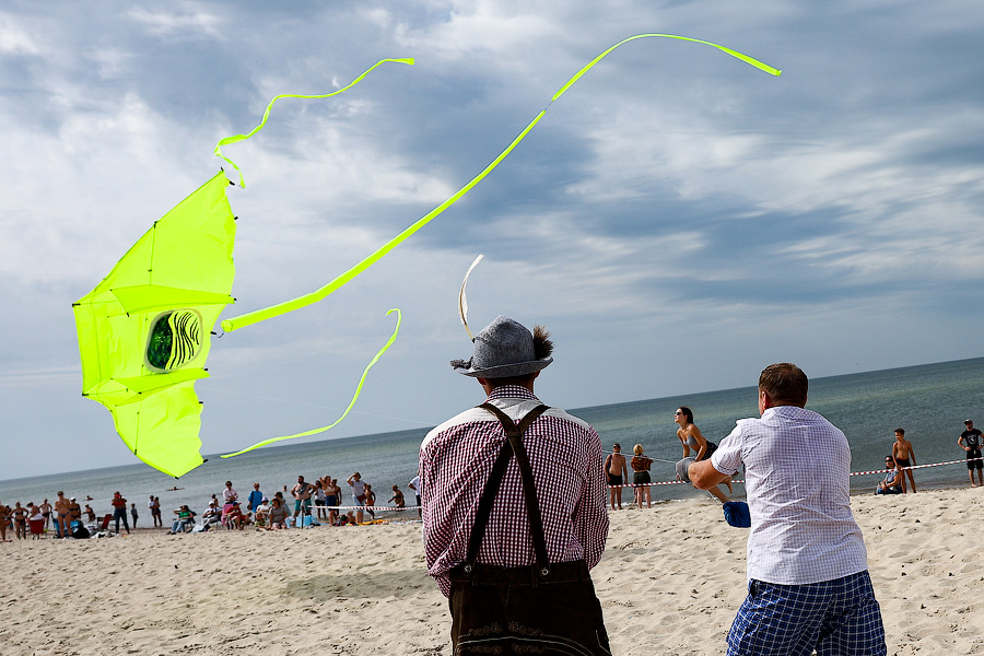 Отчего змеи летают как птицы: на Куршской косе провели фестиваль воздушных змеев (фото)