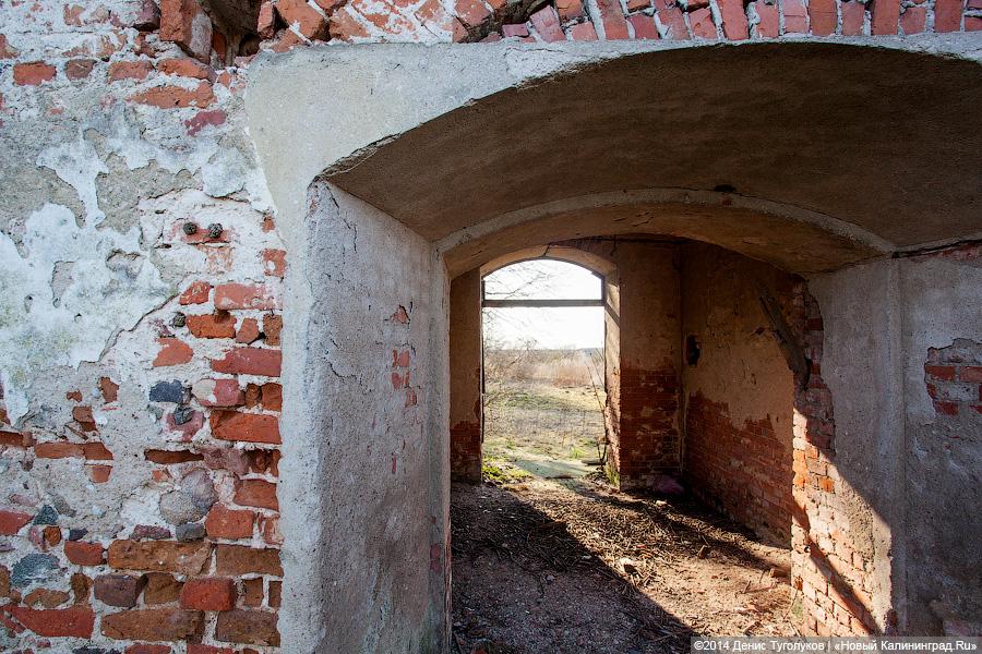 Две башни: руины кирх в поселках Дальнее и Высокое Гвардейского и Славского районов