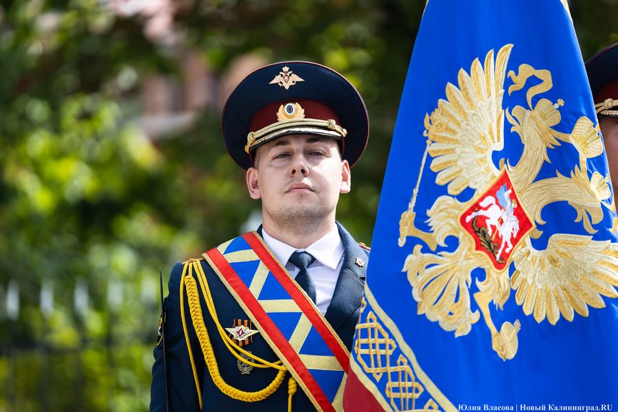 «Задача по охране мирных граждан»: как офицеры УФСИН принимали присягу (фото)