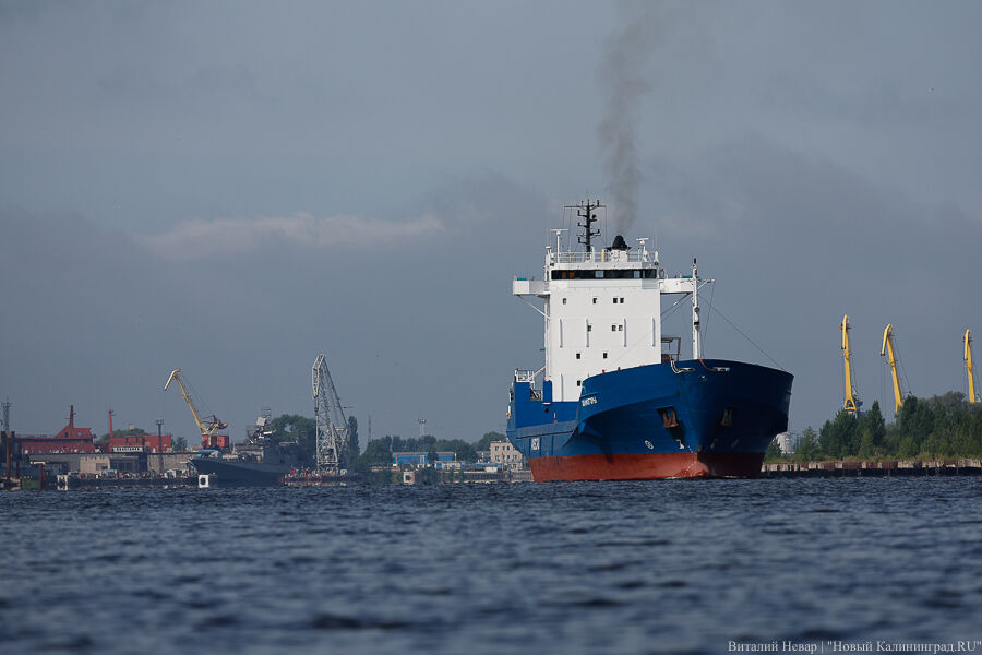 Алиханов: паромную линию по доставке грузов в область надо развивать и дальше