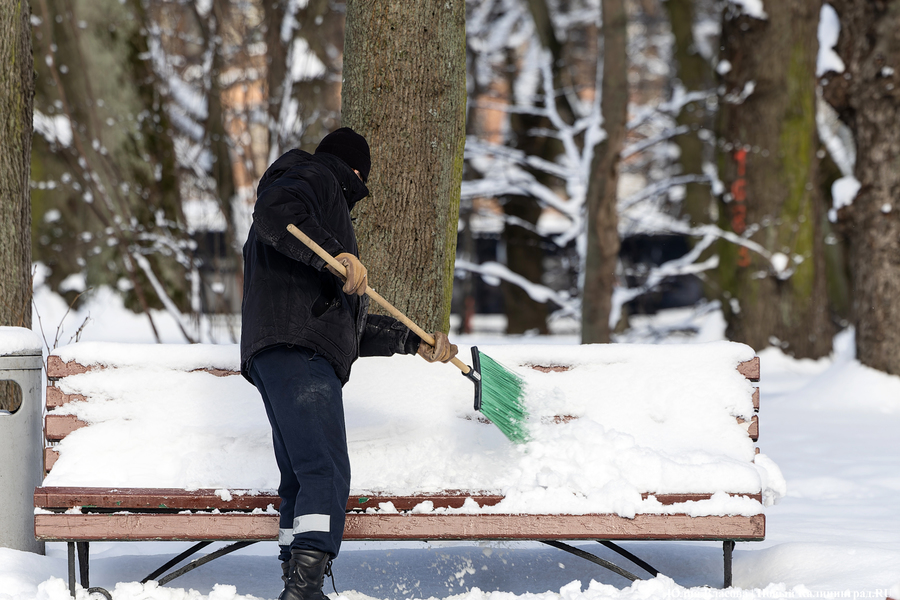«Пусть идут с рынка»: Беспрозванных вывело из себя качество уборки снега