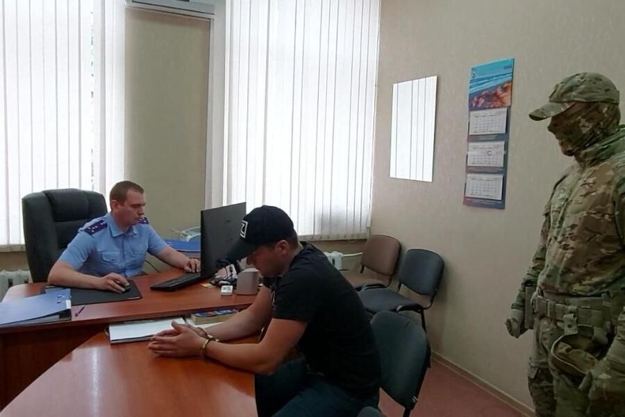 Экс-помощника Алиханова суд выпустил из СИЗО по ходатайству следователя