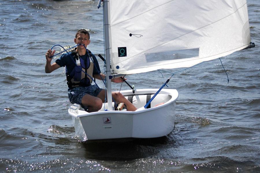 «Внимание, старт!»: репортаж с открытия парусного сезона 