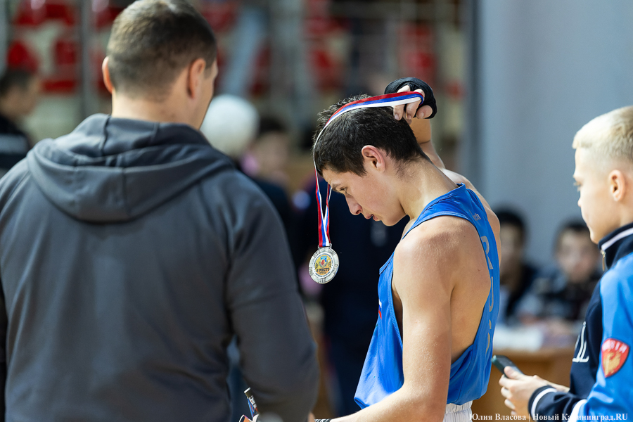 Работа над ошибками: в Калининграде провели международные соревнования по боксу (фото)