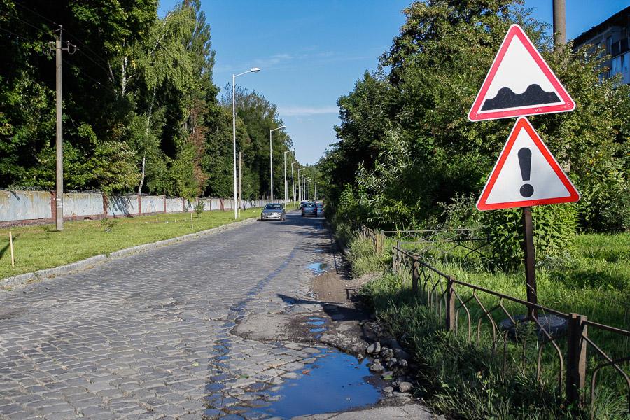 В ожидании конца пробок: ул. Островского открылась после ремонта раньше срока (фото)