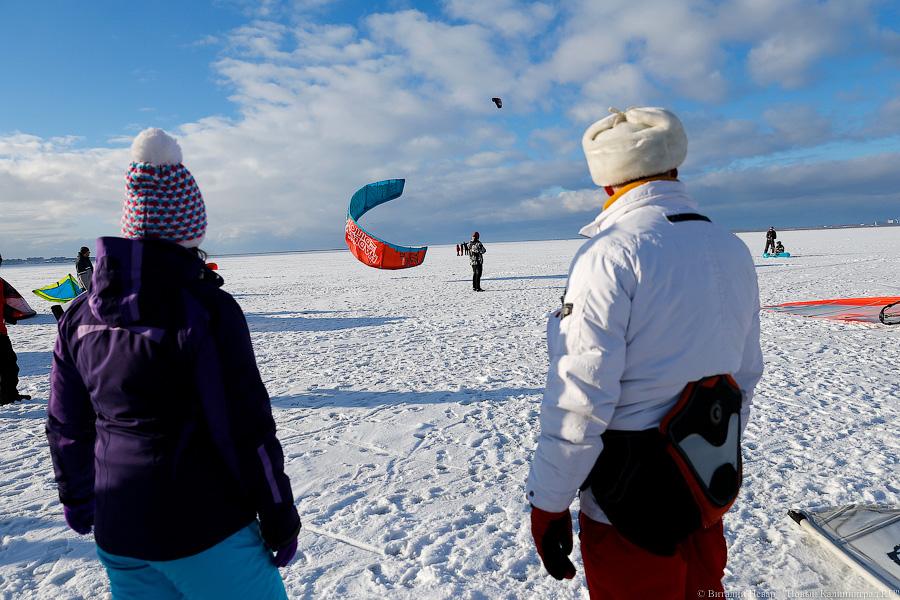 В погоне за ветром: как прошел зимний чемпионат по парусным видам спорта