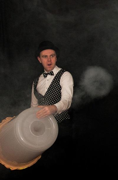 Дымовое шоу — новинка среди развлечений на детский праздник! 