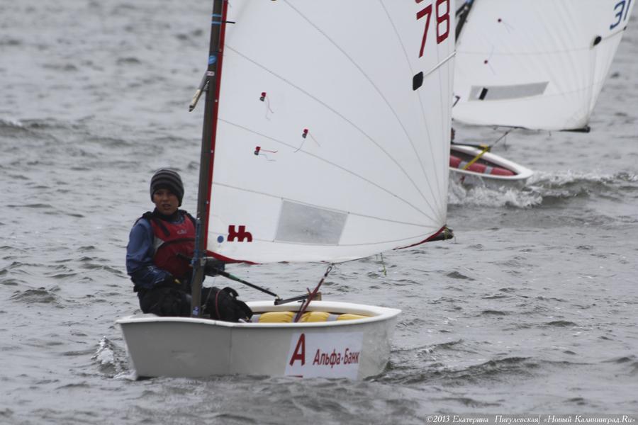 Дотянуться до звезд: фоторепортаж с парусной регаты «Кубок космонавта Леонова»