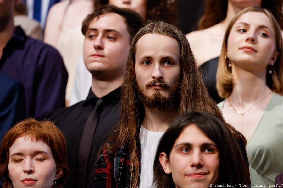 Диплом — и точка: выпуск студентов БФУ им. Канта в Кафедральном соборе (фото)