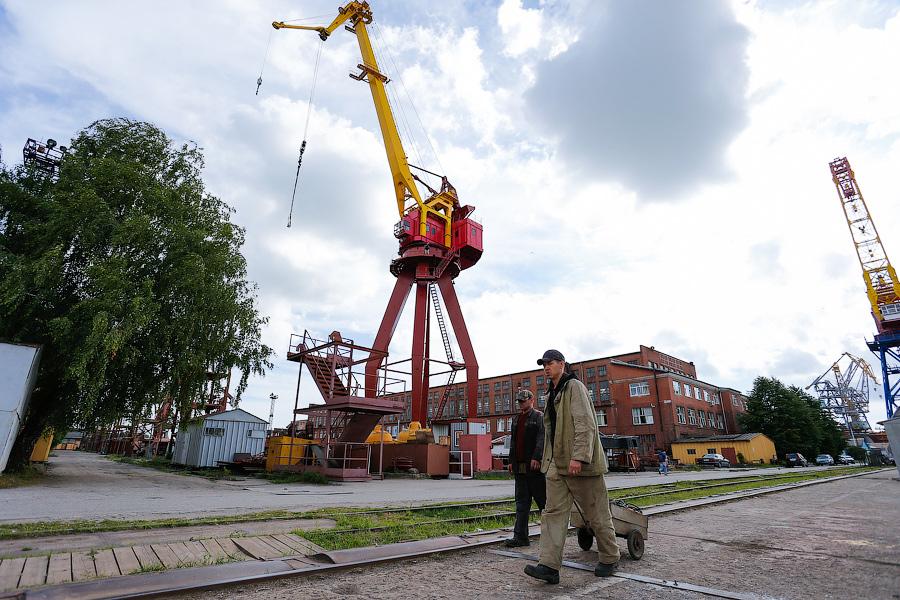 В ожидании стабильности: как ВРИО губернатора прислушивался к судостроению