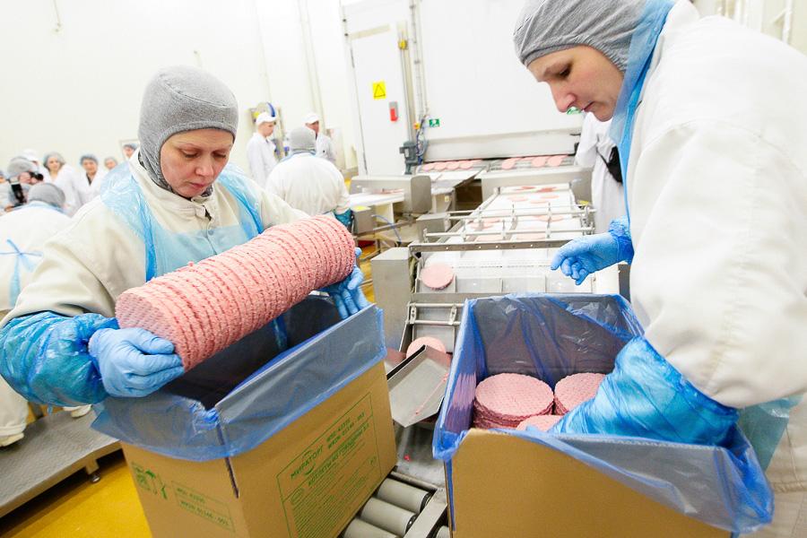 Как делают котлеты для «Макдоналдса»: вторая жизнь горевшей «Конкордии» 