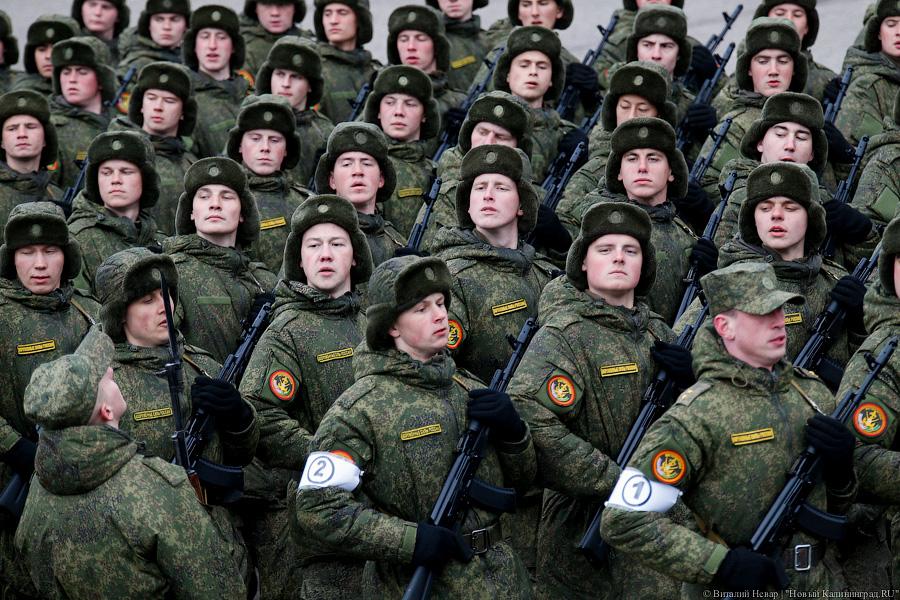 Марш, марш левой: в Калининграде прошла репетиция Парада Победы