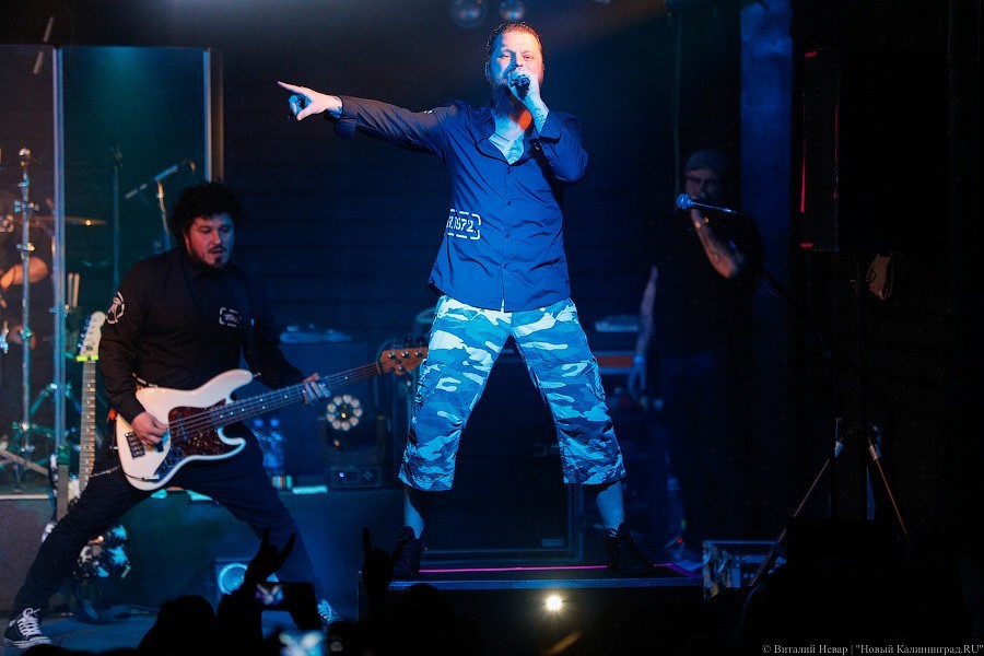 Ни траурный марш забывших дорогу домой: как «Пилот» привёз в Калининград рок