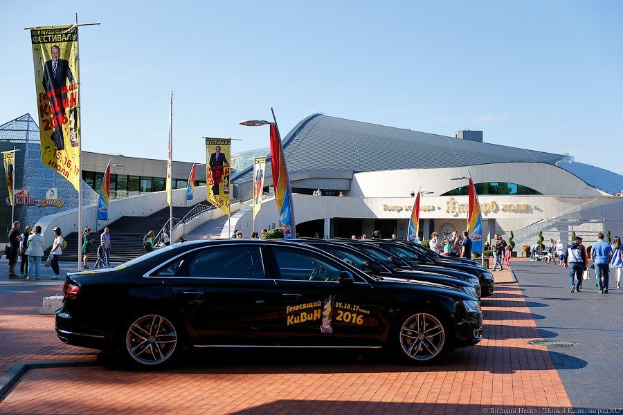 Снова в этом зале: как прошел «Голосящий КиВиН» в Светлогорске (фото)
