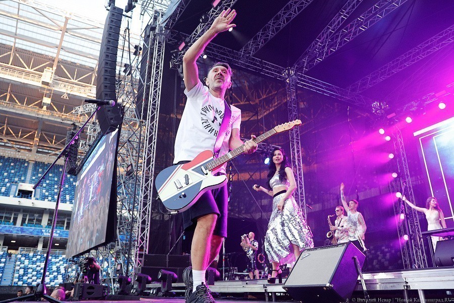 Ехай [очень далеко]: как «Ленинград» вернул жизнь на калининградский стадион