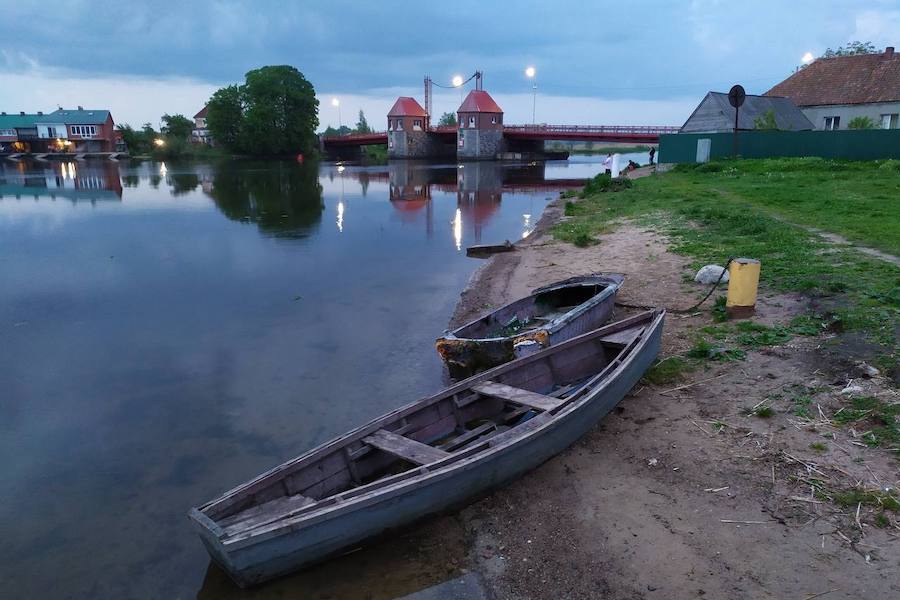 Власти Полесска предупреждают о разводе моста через Дейму