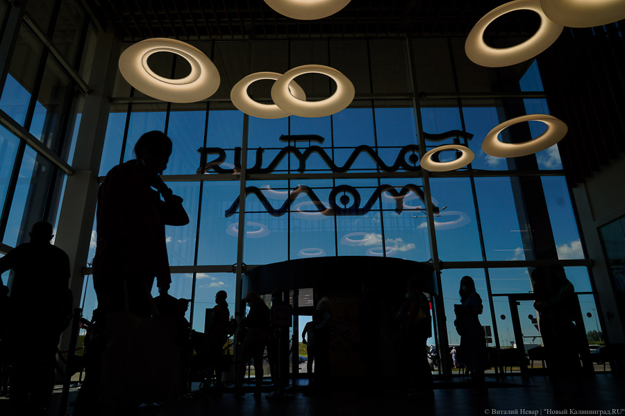 Кто последний на укол: в Калининграде образовались очереди на прививку от COVID