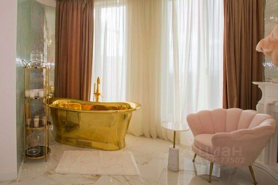 Ванная комната в пентхаусе на ул. Сержанта Колоскова, 12. Иллюстрации — скриншоты с сайта kaliningrad.cian.ru