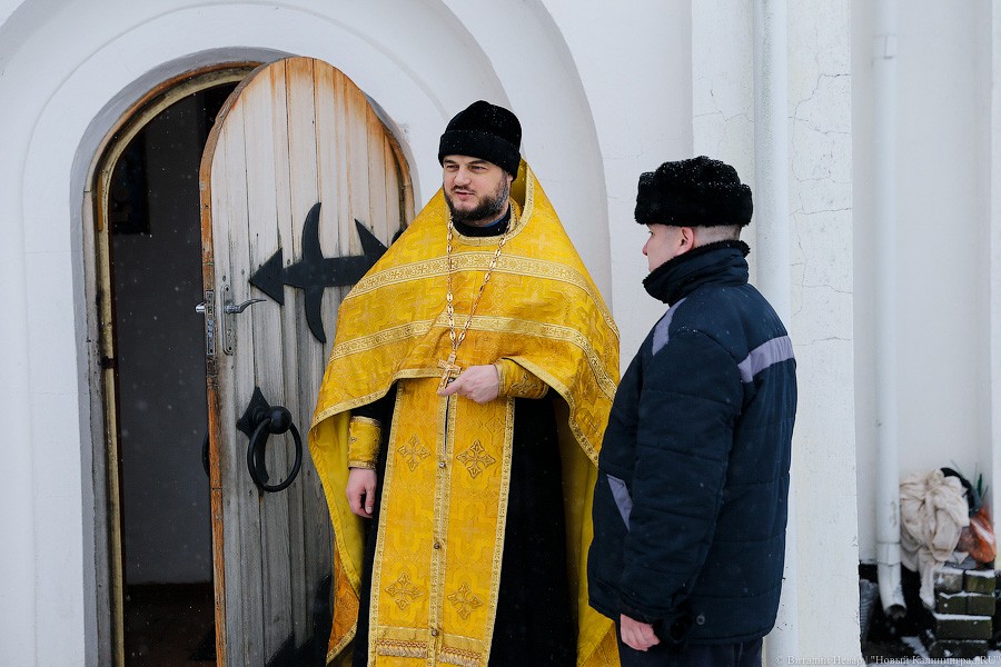 Купания строгого режима: что на Крещение происходило в калининградской колонии