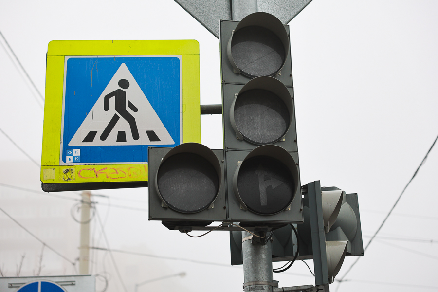 Власти Калининграда предупредили об отключении светофора на Аллее Смелых в понедельник