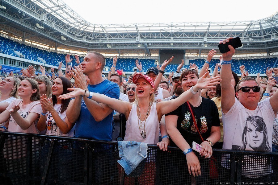 Ехай [очень далеко]: как «Ленинград» вернул жизнь на калининградский стадион